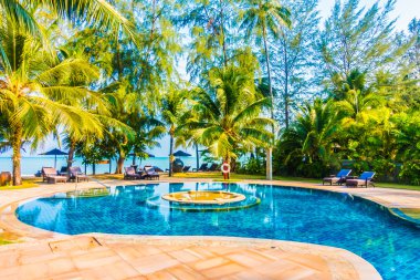 Açık Yüzme Havuzu