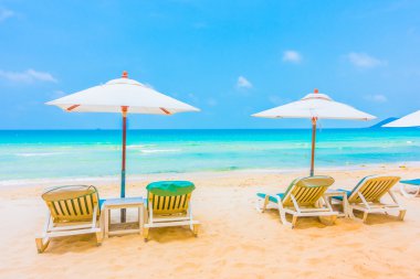 Güzel tropikal plaj ve deniz