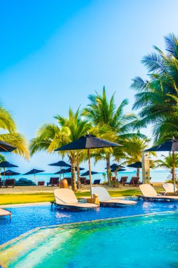 lüks Açık Yüzme Havuzu