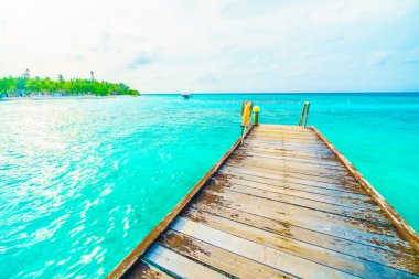 Güzel tropikal Maldivler ada