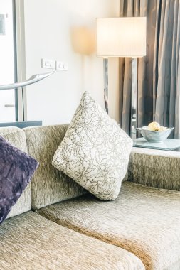 Kanepe dekorasyon yastık