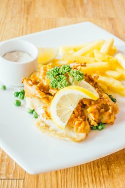 lezzetli balık ve cips