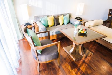 Güzel lüks yastıklar Divan