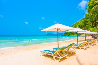 Güzel tropikal plaj ve deniz