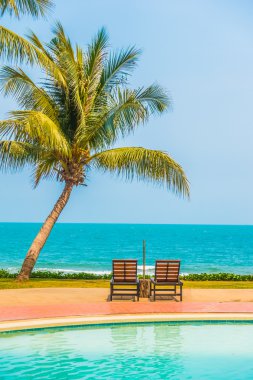 Açık Yüzme Havuzu