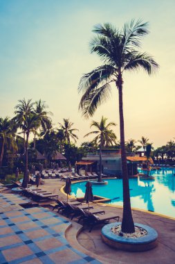 Yüzme Havuzu otelin gündoğumu zaman