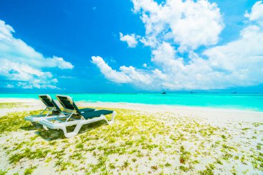 Tropikal plaj ve deniz Maldivler Island