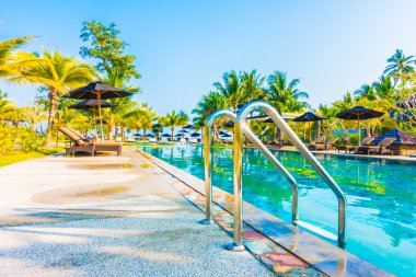 Açık Yüzme Havuzu