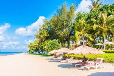 Şemsiye ve plaj sandalye