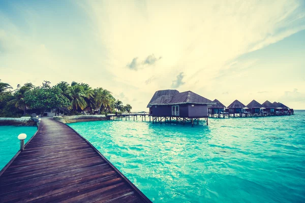 Beautiful tropical Maldives resort hotel — Stock Photo, Image