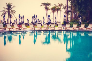 Açık Yüzme Havuzu