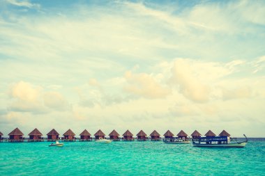 Plaj ve deniz ile güzel Maldivler ada