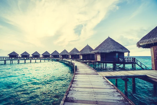 Beautiful tropical Maldives resort hotel — Stock Photo, Image