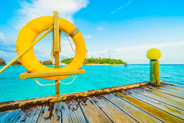 lifebouy veya Emanet halka Maldivler resort