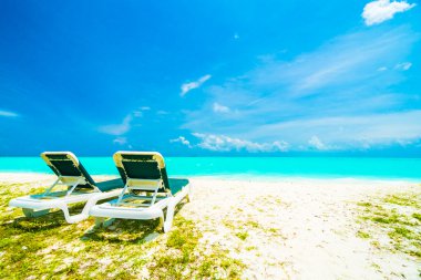 Tropikal plaj ve deniz Maldivler Island