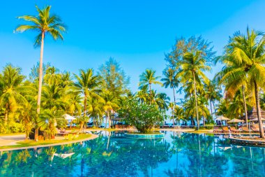 Açık Yüzme Havuzu