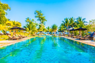 Açık Yüzme Havuzu