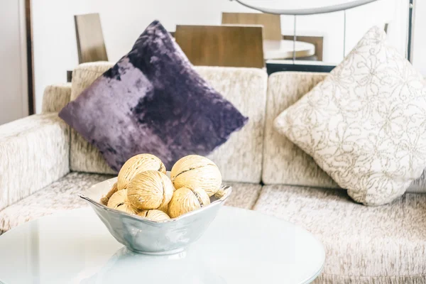 Kanepe dekorasyon yastık