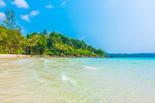 Beautiful tropical ocean — Stock Photo, Image