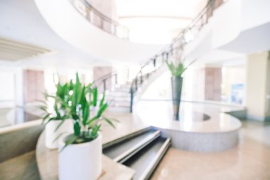 Otel lobisinde bulanıklık