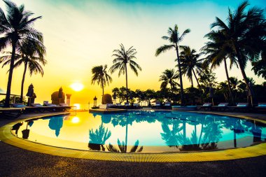 güzel bir Yüzme Havuzu