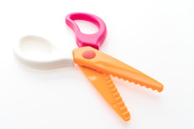 Renkli plastik makas