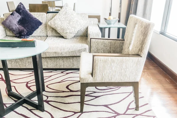 Kanepe dekorasyon yastık