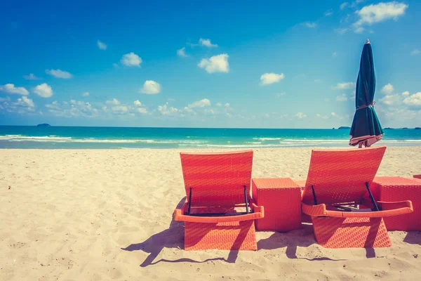 Şemsiye ve plaj sandalye