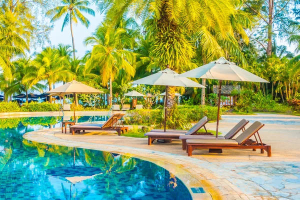 Açık Yüzme Havuzu