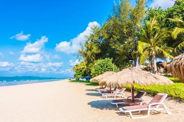 Şemsiye ve plaj sandalye