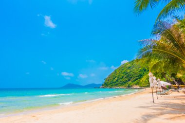 Güzel tropikal plaj ve deniz