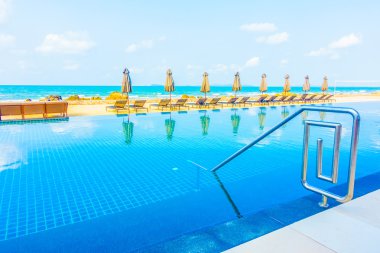 Açık Yüzme Havuzu