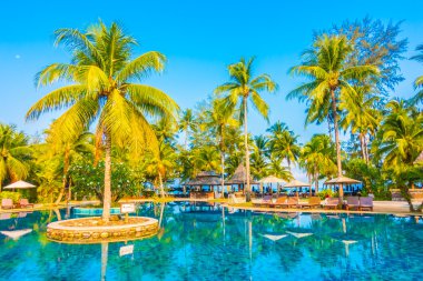 Açık Yüzme Havuzu