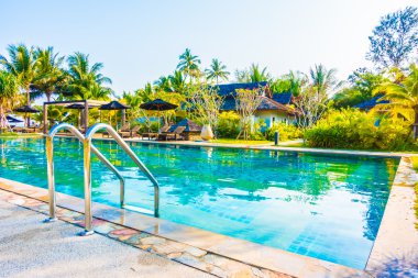 Açık Yüzme Havuzu