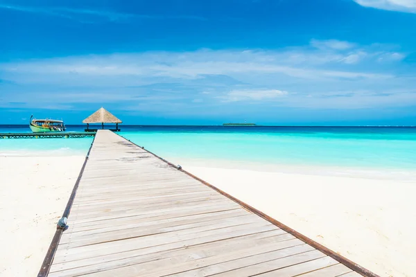 Hermosa isla de Maldivas — Foto de Stock