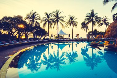 güzel bir Yüzme Havuzu