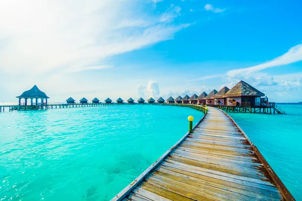 Belle île tropicale des Maldives — Photo