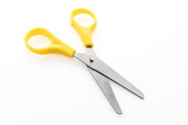 Plastik renkli makas