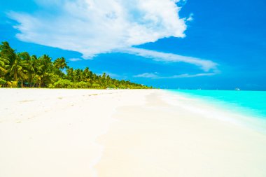 Güzel Maldivler ada