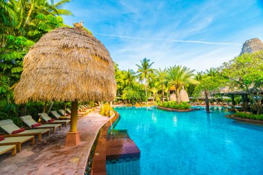 Açık Yüzme Havuzu