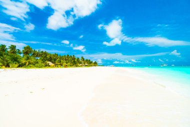 Güzel Maldivler ada