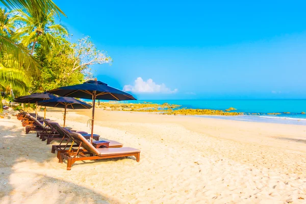 Güzel tropikal plaj ve deniz