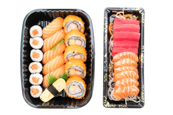 Caixa de sushi com rolo fresco — Fotografia de Stock