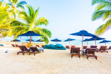 Güzel tropikal plaj ve deniz