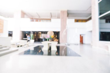 Otel lobisinde bulanıklık