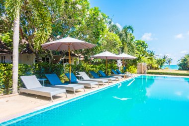 şemsiye ve sandalye