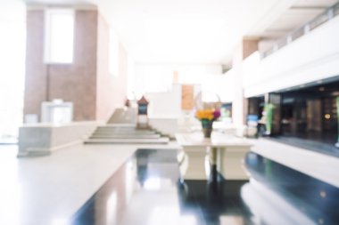 Otel lobisinde bulanıklık