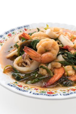 Tay tarzı ile Baharatlı deniz ürünleri