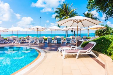 şemsiye ve sandalye