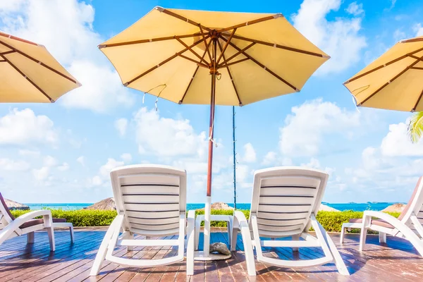 şemsiye ve sandalye